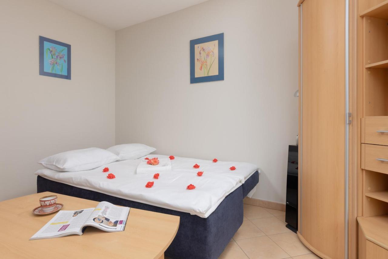Pejzazowa Apartment Metro Wilanowska Mokotow By Noclegi Renters Warsaw Exterior photo